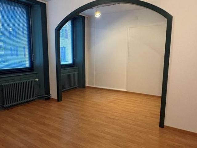 Büro kaufen in Le Locle