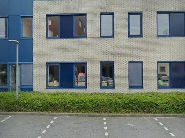 Bedrijfspand te huur in Aldlân, Leeuwarden