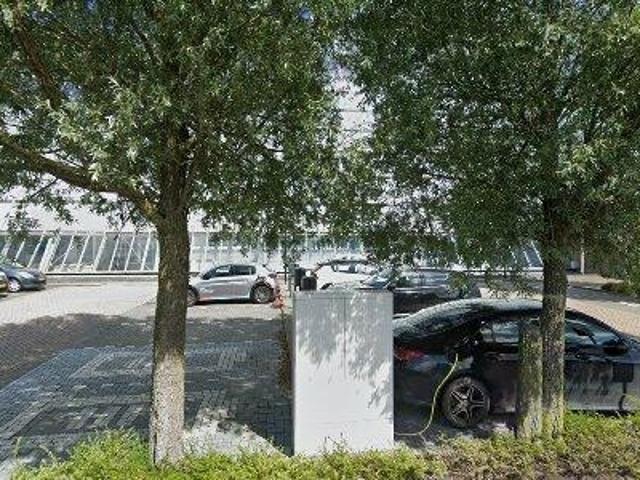 Bedrijfspand te huur in Leeuwarden, Friesland