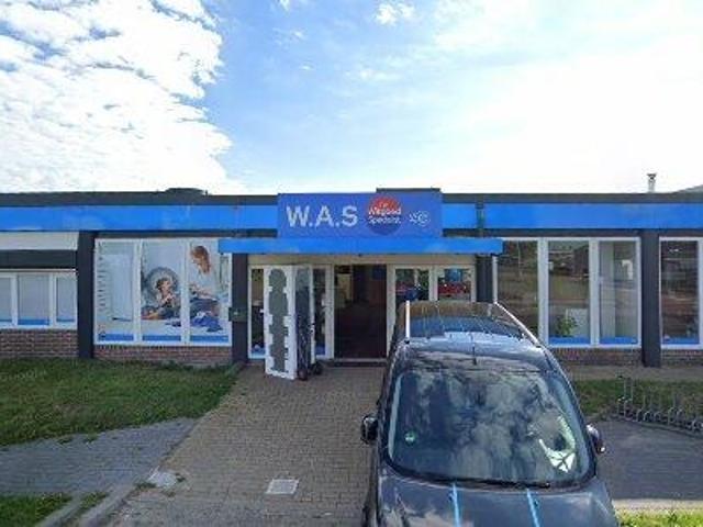 Bedrijfspand te huur in Leeuwarden, Friesland