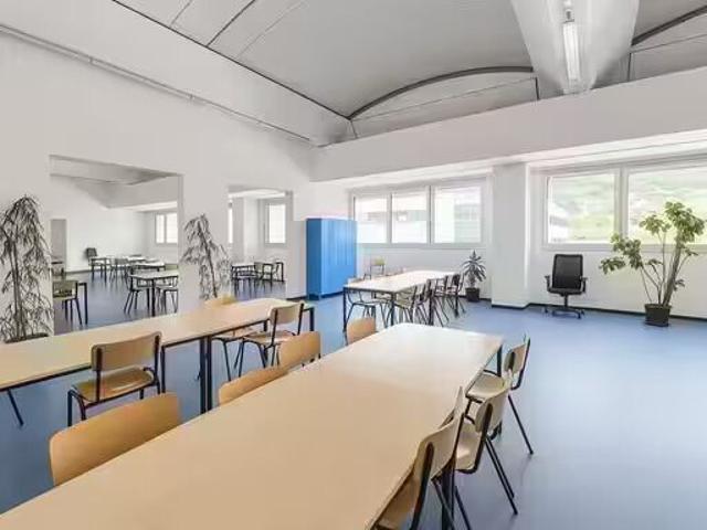 Büro kaufen in Mendrisio, Tessin