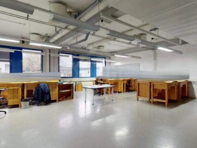 Büro kaufen in Meyrin