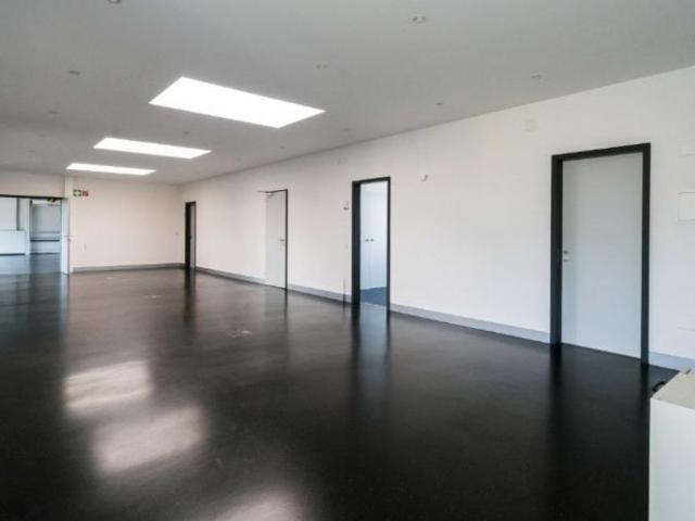 Büro kaufen in Montagny-près-Yverdon, Waadt