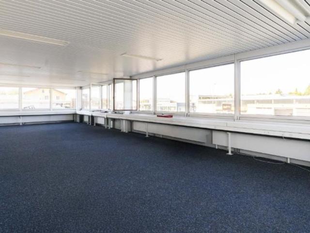 Büro kaufen in Montagny-près-Yverdon, Waadt