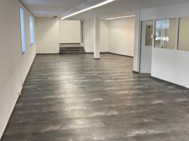 Büro kaufen in Monthey, Wallis