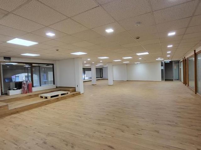 Büro kaufen in Corcelles (NE)