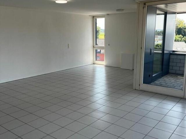 Büro kaufen in Nürensdorf, Zürich