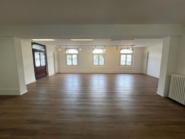 Büro kaufen in Payerne, Waadt