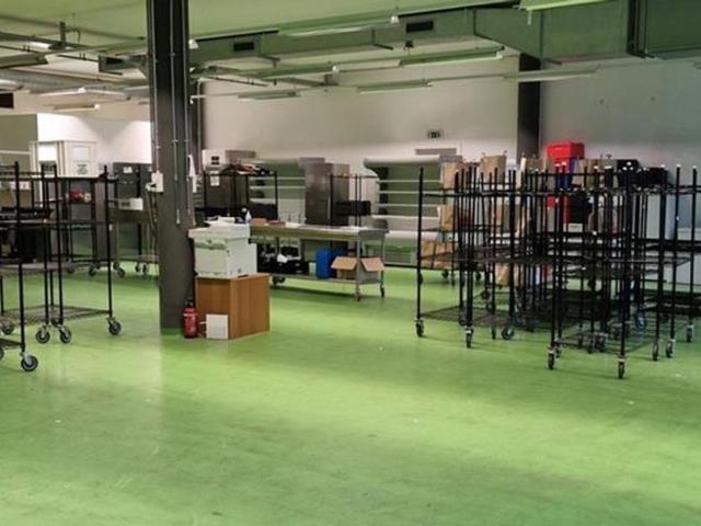 Büro kaufen in Plan-les-Ouates
