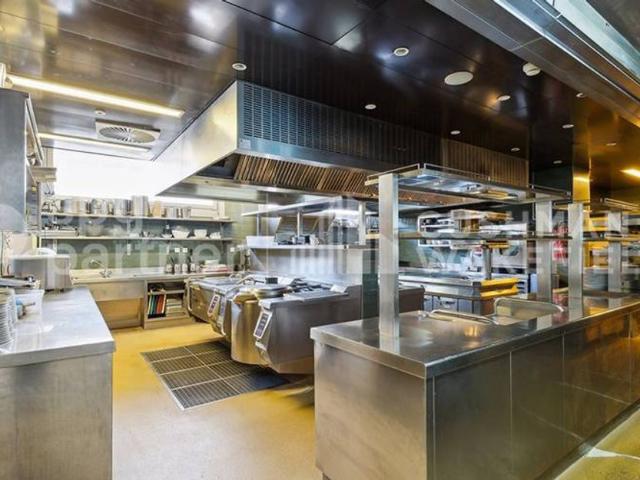 Büro kaufen in Renens, Waadt
