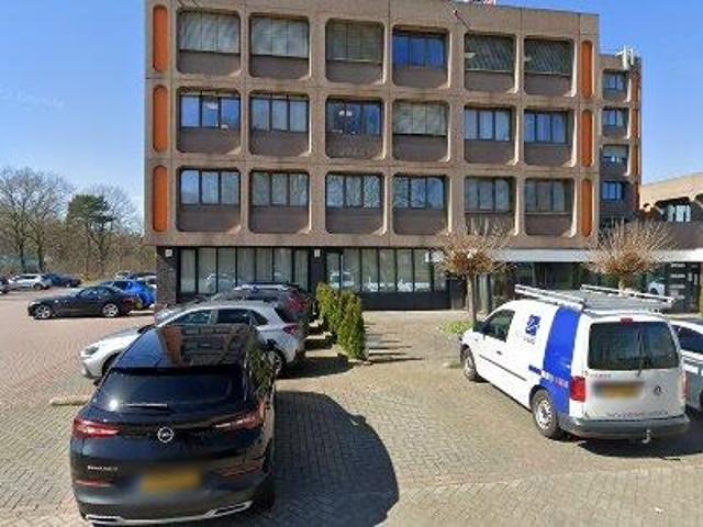 Bedrijfspand te huur in Roermond, Limburg