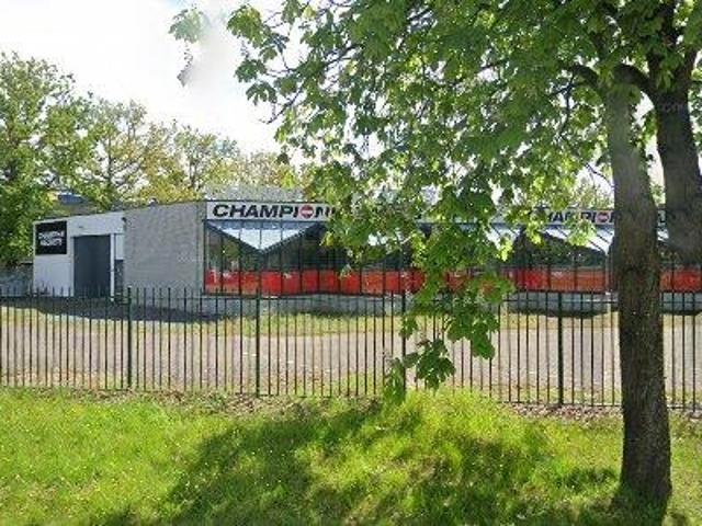 Bedrijfspand te huur in Roosendaal, Noord Brabant