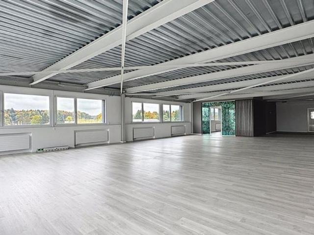 Büro kaufen in Villarzel, Waadt