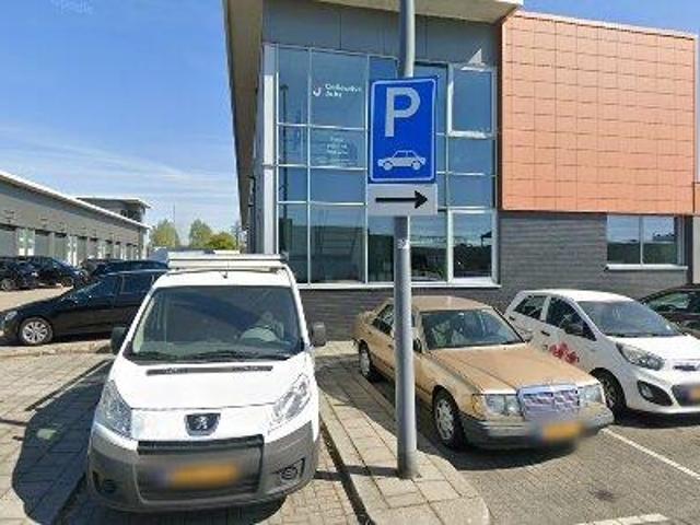 Bedrijfspand te huur in Hoogvliet, Zuid Holland