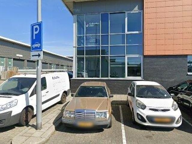Bedrijfspand te huur in Tussenwater, Hoogvliet