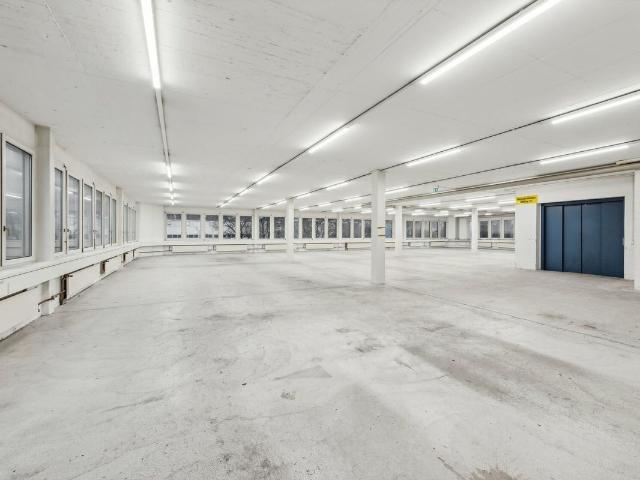 Büro kaufen in Spreitenbach, Aargau
