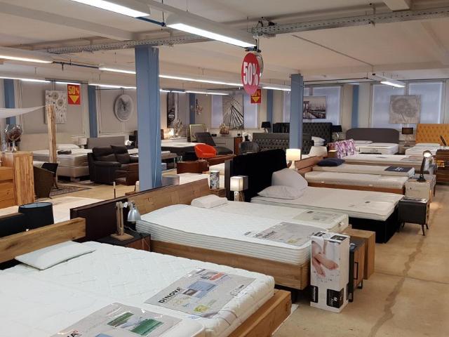 Büro kaufen in Strengelbach, Aargau