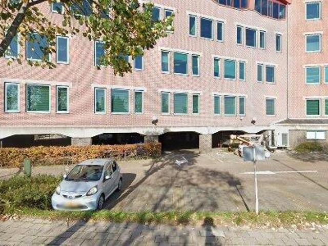 Bedrijfspand te huur in Den Haag, Zuid Holland