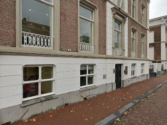 Bedrijfspand te huur in Willemspark, Den Haag