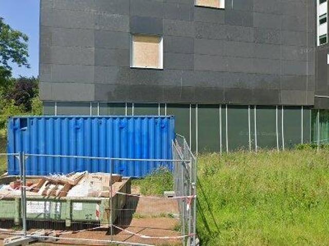 Bedrijfspand te huur in De Blaak, Tilburg
