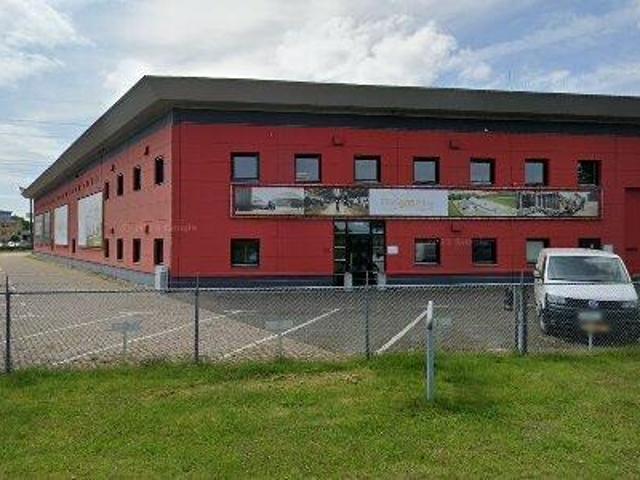 Bedrijfspand te huur in Venray, Limburg