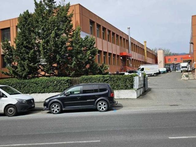 Büro kaufen in Aïre