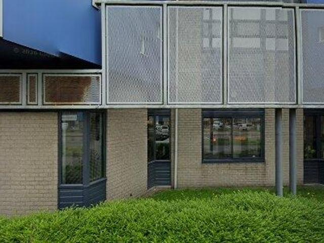 Bedrijfspand te huur in Zaandam, Noord Holland