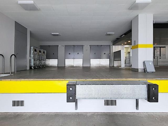 Büro kaufen in Einigen, Zürich