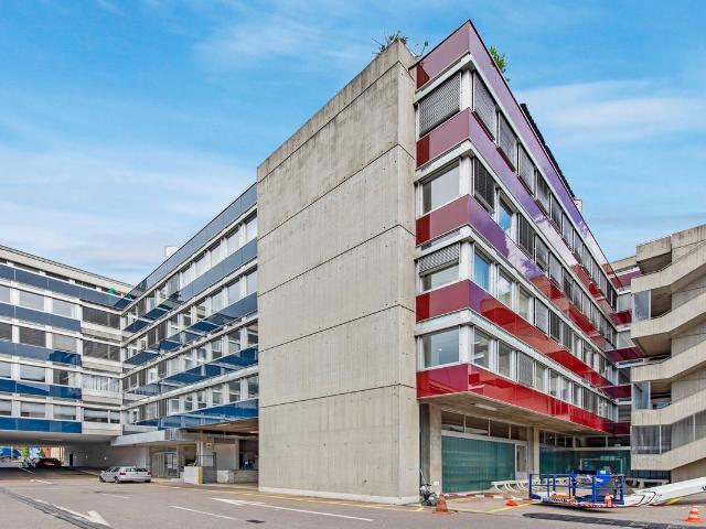 Büro kaufen in Einigen, Zürich