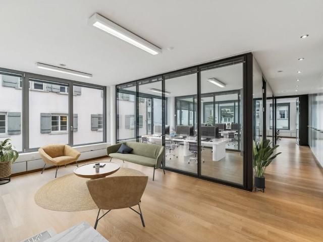 Büro kaufen in Einigen, Zürich