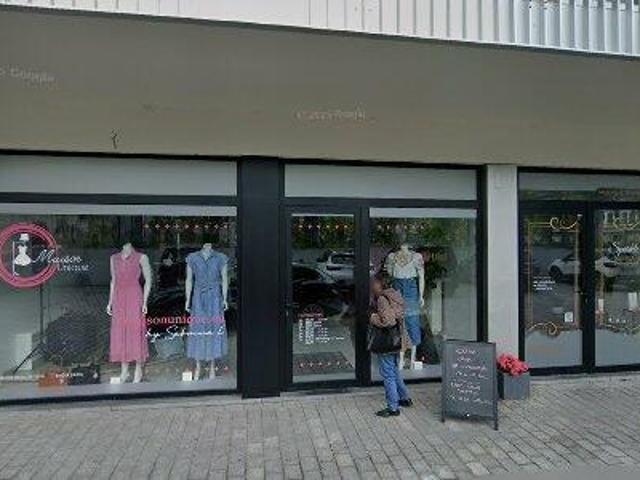 Bureau vente à Harelbeke, West-Vlaanderen