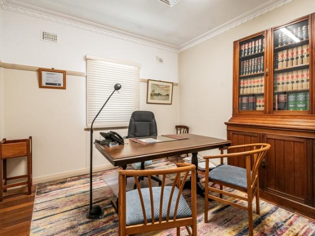 Office for rent in Yamba, New South Wales