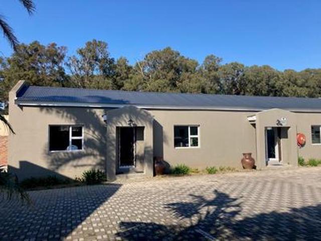 Commercial for rent in Port Elizabeth, Eastern Cape