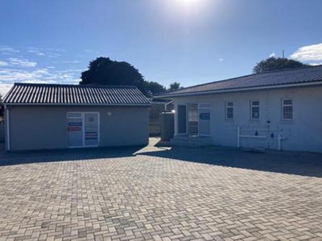 Commercial for rent in Port Elizabeth, Eastern Cape