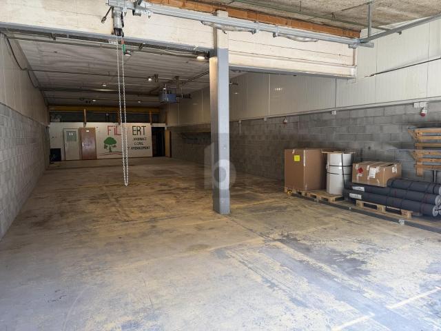 Büro mieten in Saint-Pierre-de-Clages, Chamoson