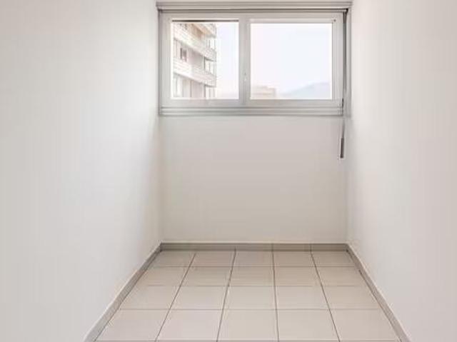 Büro kaufen in Aldesago, Tessin