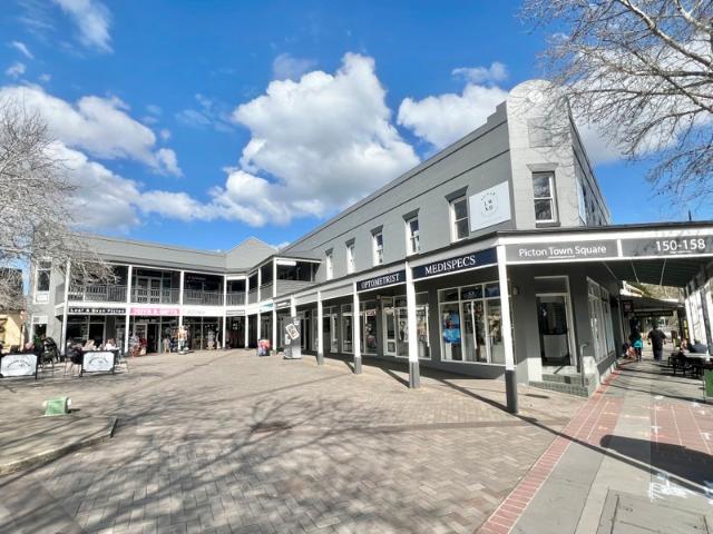 Retail for rent in Picton, New South Wales