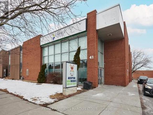 Commercial for rent in Cornwall, Ontario