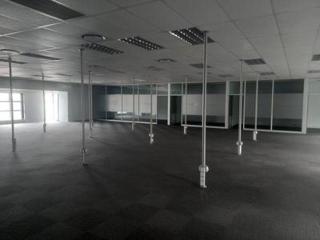 Commercial for rent in Port Elizabeth, Eastern Cape