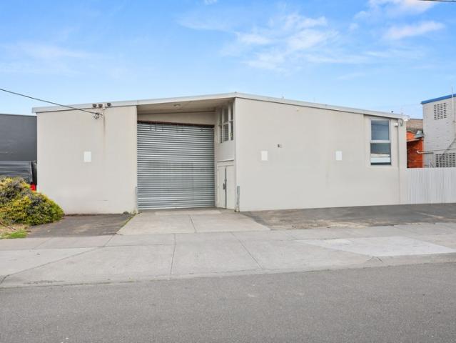 Warehouse for rent in Camerons Creek, Victoria
