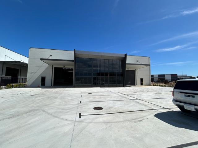 Warehouse for rent in Forrestdale, Western Australia