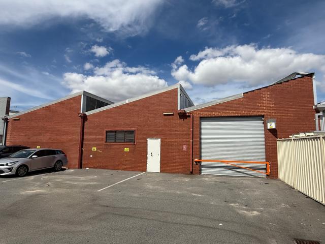 Warehouse for rent in Rivervale, Western Australia