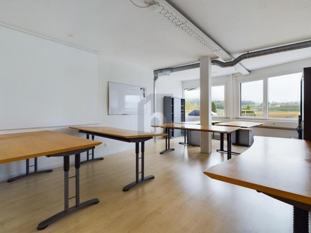 Büro kaufen in Urtenen, Bern