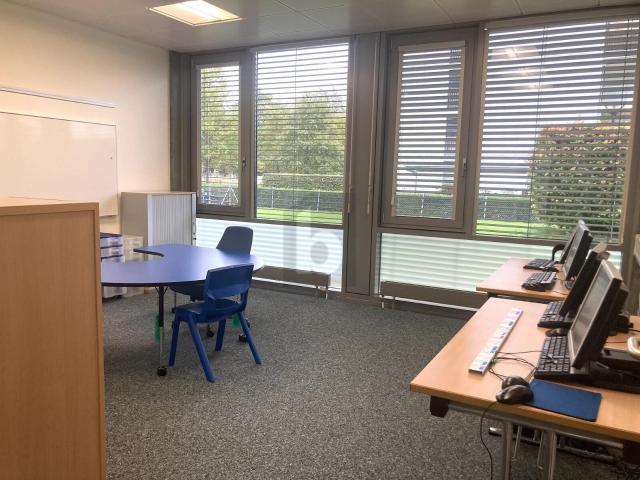 Büro kaufen in Nyon, Waadt