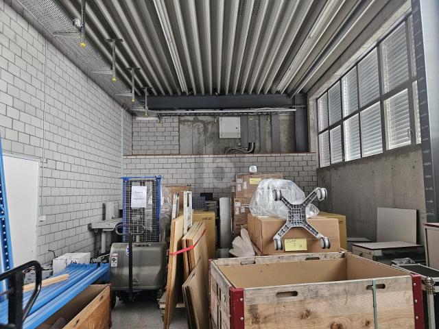 Büro mieten in Bachenbülach, Bezirk Bülach