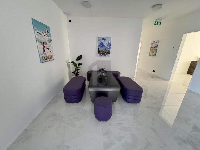 Büro mieten in Feusisberg, Höfe