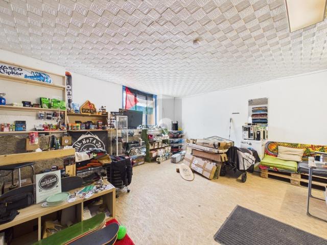 Büro kaufen in Trin, Graubünden