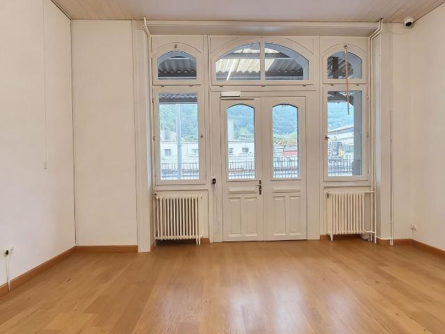 Büro kaufen in Näfels, Glarus