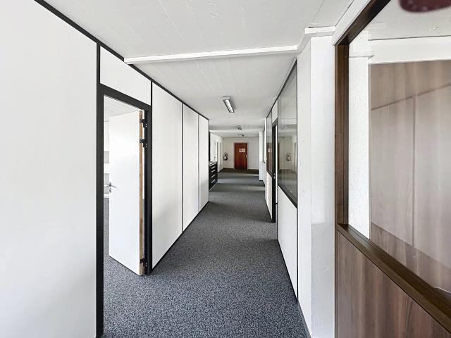Büro kaufen in Ecublens (FR), Waadt