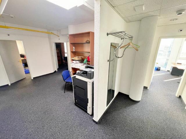 Büro kaufen in Crissier, District de l'Ouest lausannois